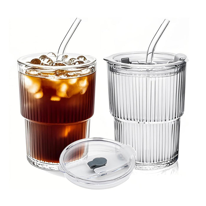 כוס זכוכית בעיצוב רטרו