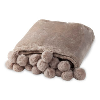 שמיכת קורל פליז עם פומפונים